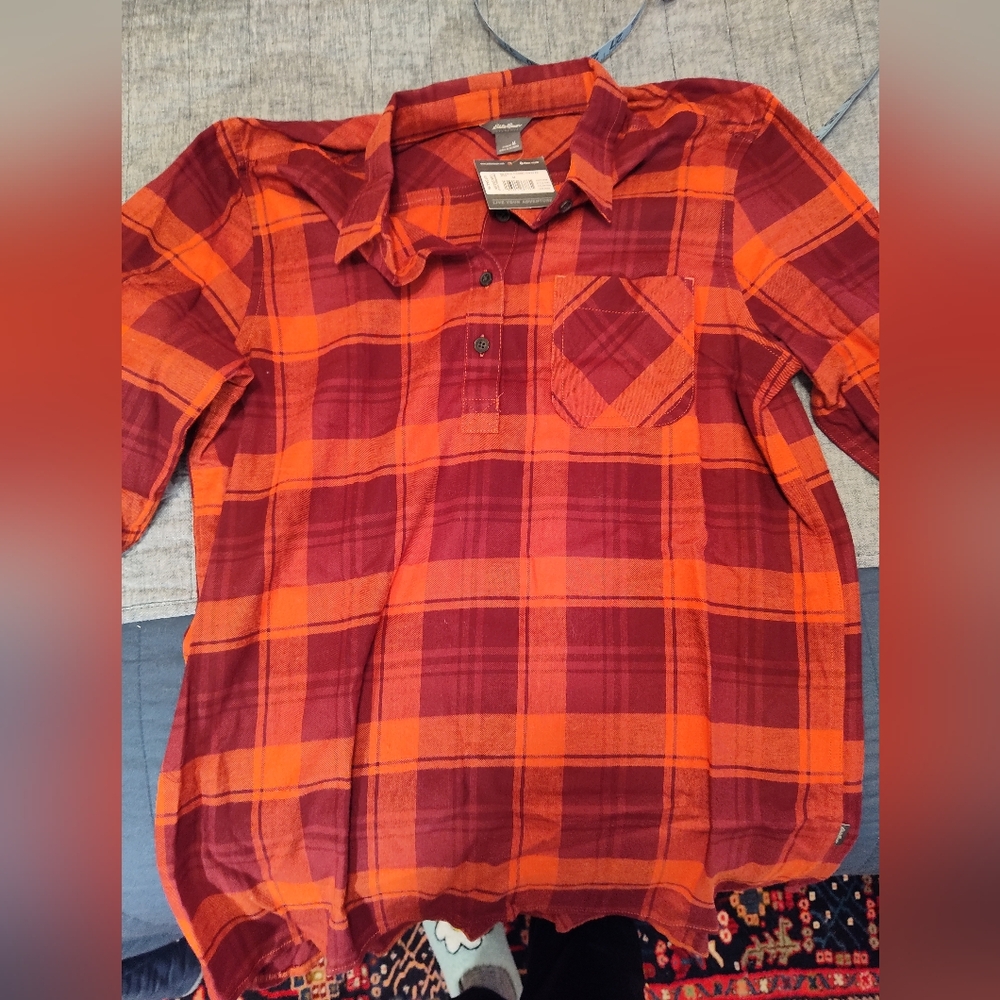 NWT Plaid Eddie Bauer women's cotton button up